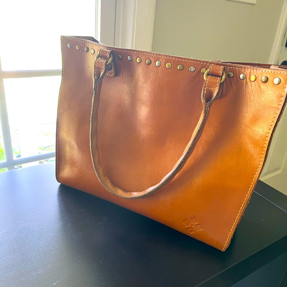 Used Patricia Nash brown leather bag